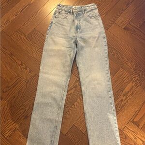 Abercrombie & Fitch Women's Light Blue Straight Leg Jeans